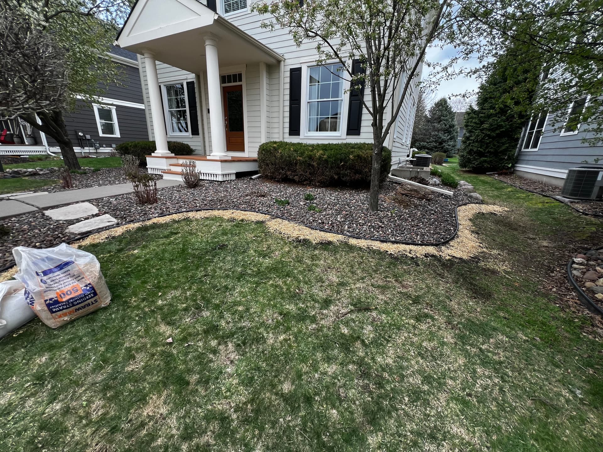 Gallery photos for Bayport Yard Cleanup With Edging, Seeding, and Tree Trimming: Image #1