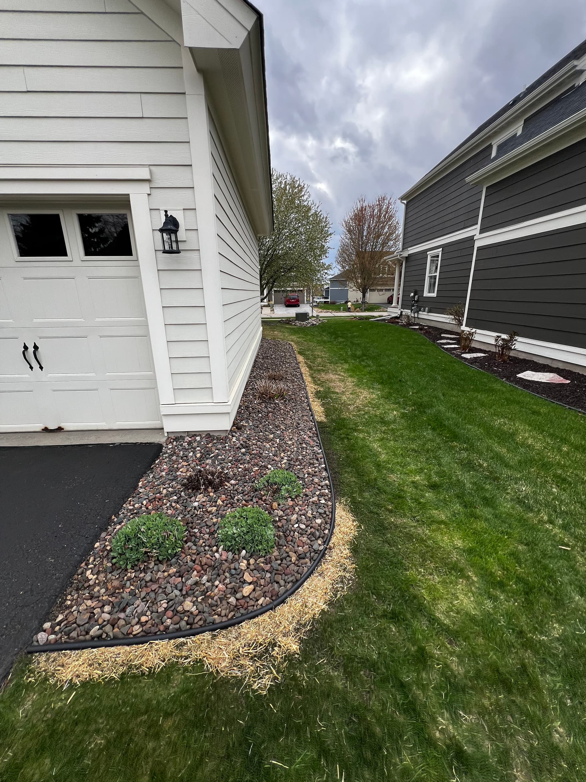 Gallery photos for Bayport Yard Cleanup With Edging, Seeding, and Tree Trimming: Image #3