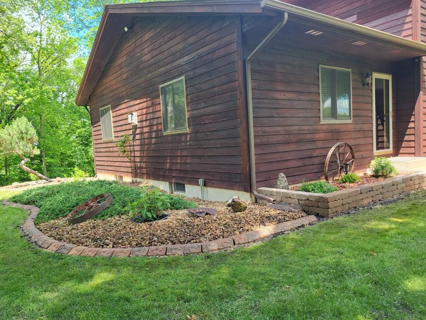 Gallery photos for Retaining Wall, Stone Steps, and Bed Edging That Actually Last: Image #2