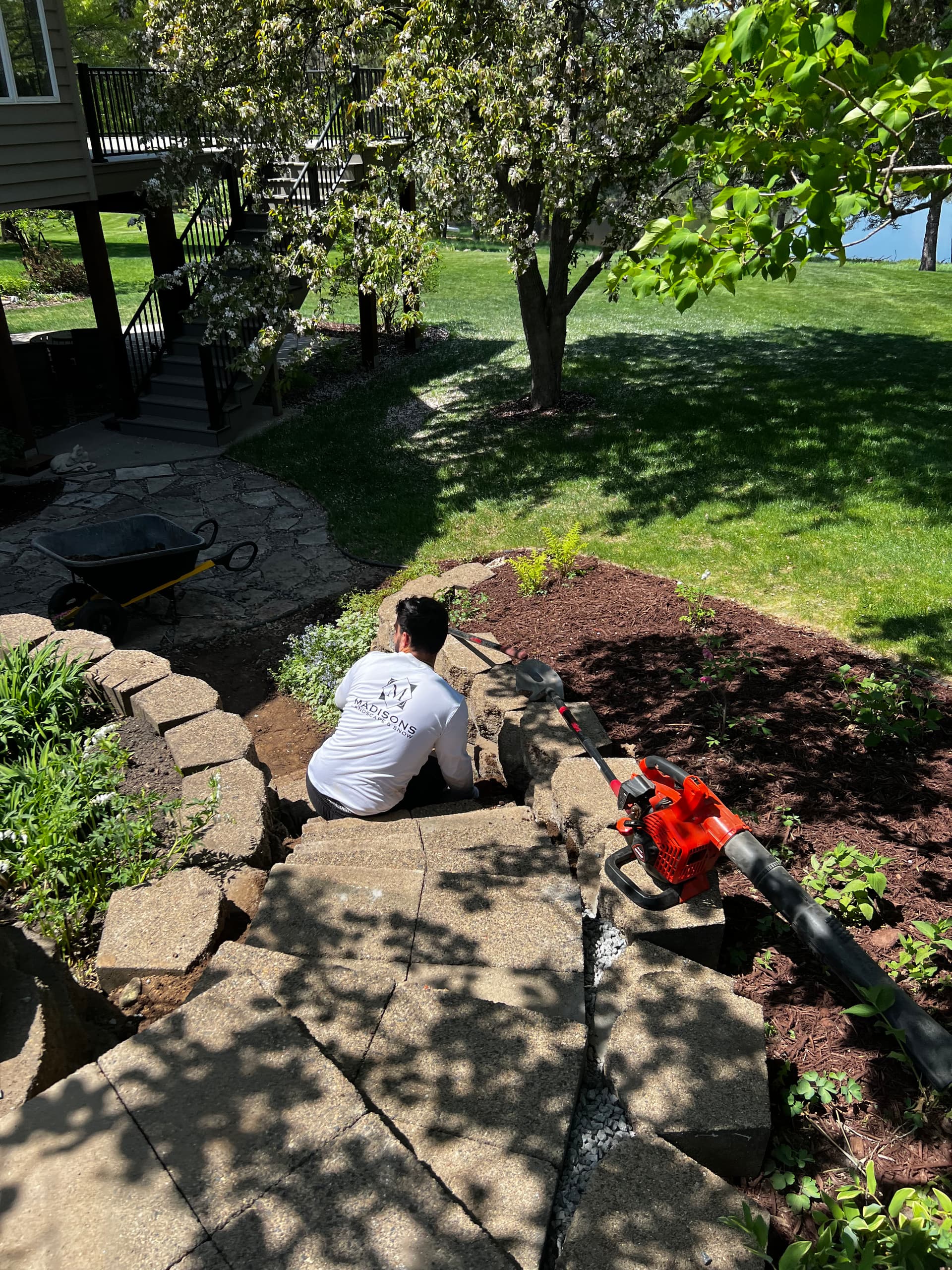 Gallery photos for Retaining Wall and Step Releveling Done Right: Image #1